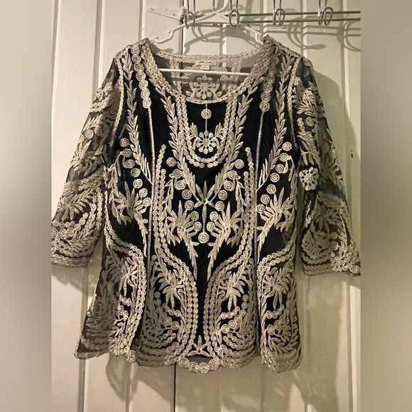 Ultra Pink blouse-medium like new - Picture 1 of 10